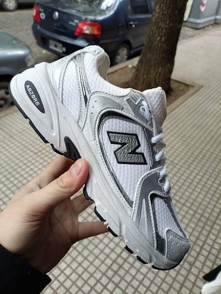 Producto - Zapatillas New Balance 530 Blancas