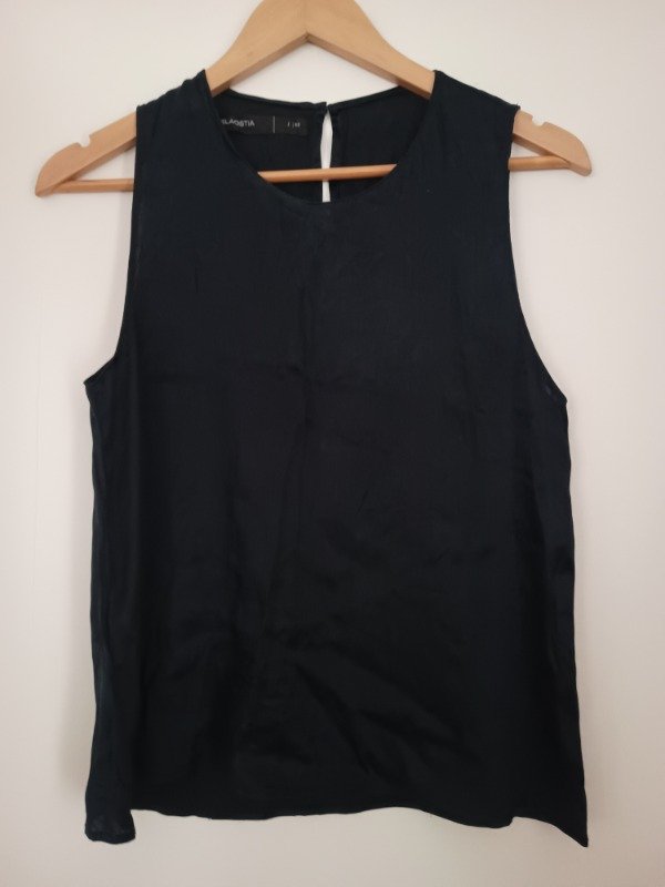 Producto - Top Delaostia negro seda natural