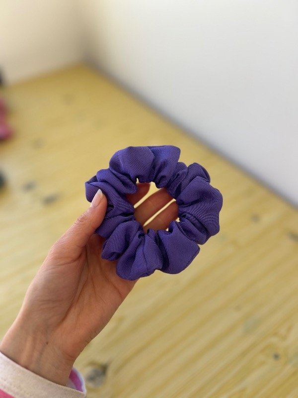 Producto - Scrunchie de tropical mecánico