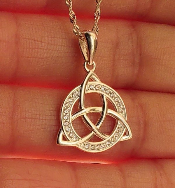 Producto - DIJE nudo bruja celta. Plata 925