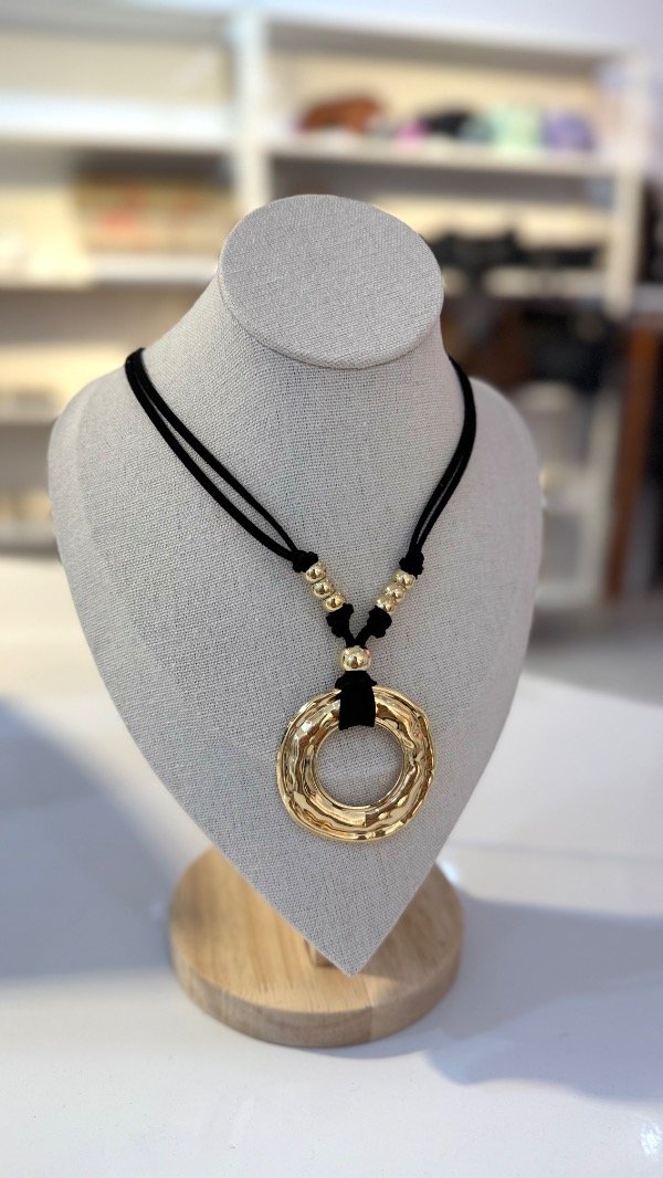 Producto - Collar negro Boho