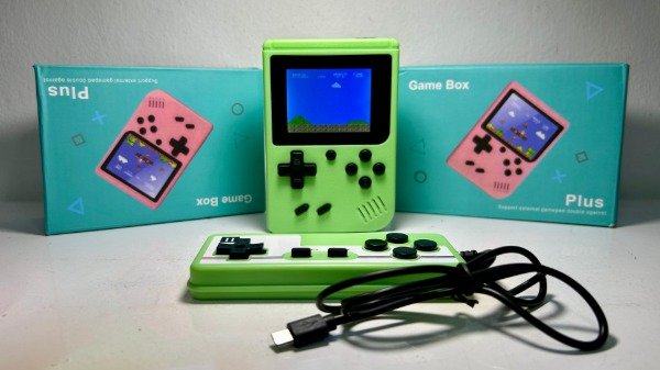 Producto - Consola retro portátil