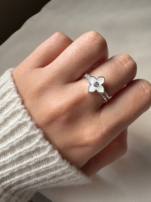 Producto - Anillo Van Cleef - Acero blanco