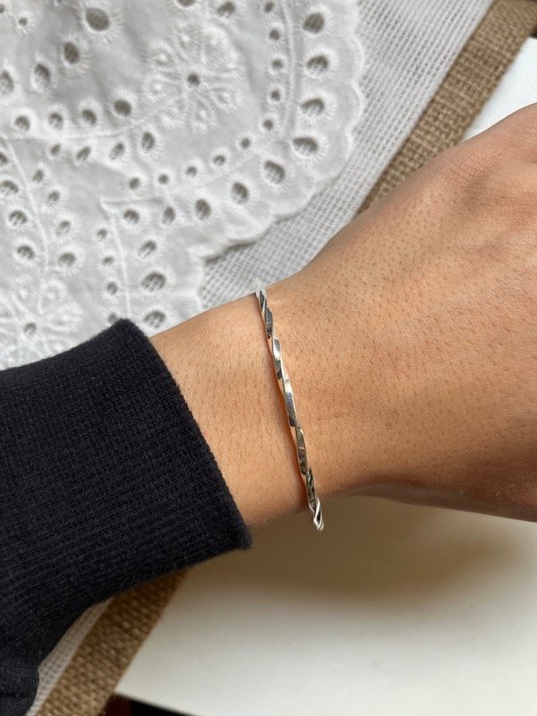 Producto - Pulsera acero blanco esclava torzada