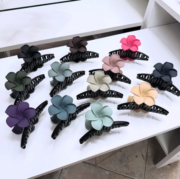 Producto - Broche grande de flor
