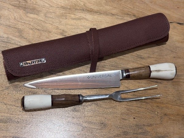 Producto - 267 - Set REFORADO Parrillero Trinchar UNIVERSAL Combinado Hueso - Paño