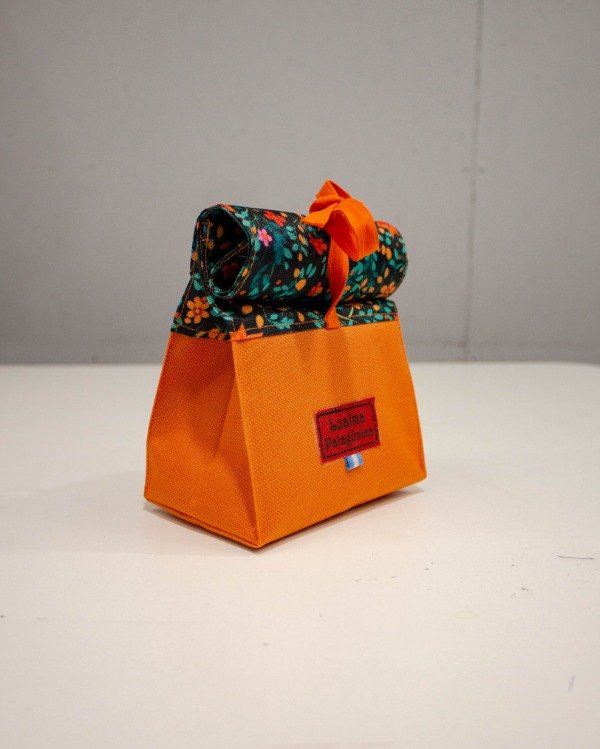 Producto - Bolsita multiuso naranja y estampado florcitas