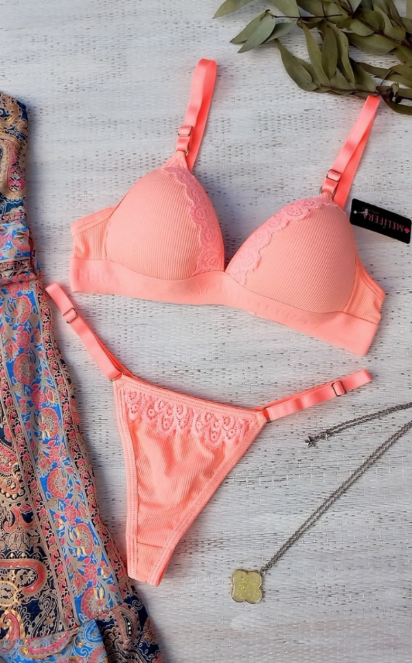 Producto - CONJUNTO GIOVANA ( Precio con descuento 15200 ARS)