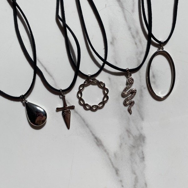 Producto - chokers varios
