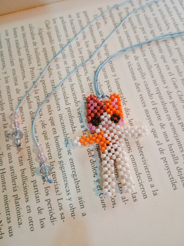 Producto - Marca Páginas Alicia