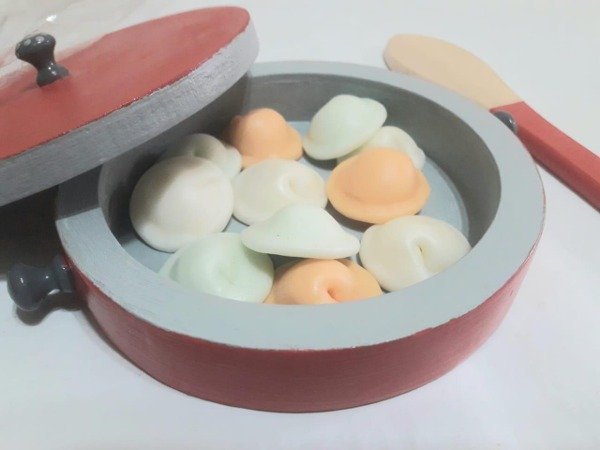 Producto - Ollita, cuchara y comidita para jugar (PASTAS)