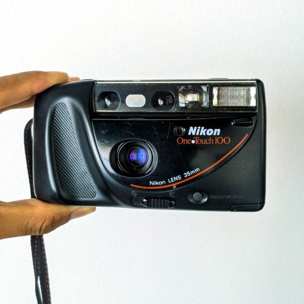 Producto - Nikon One Touch 100