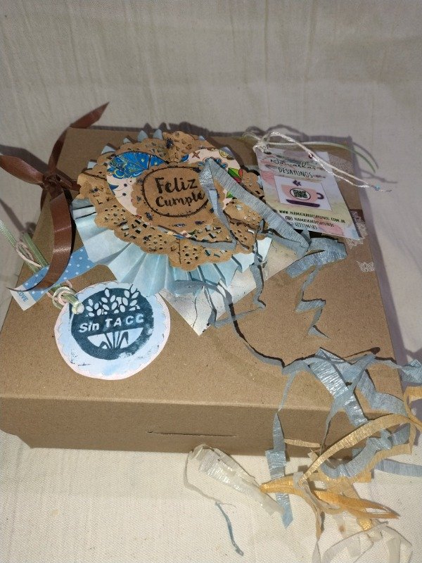 Producto - DULCE, SALADO, SIN GLUTEN Y EN CAJA REGALO SORPRESA