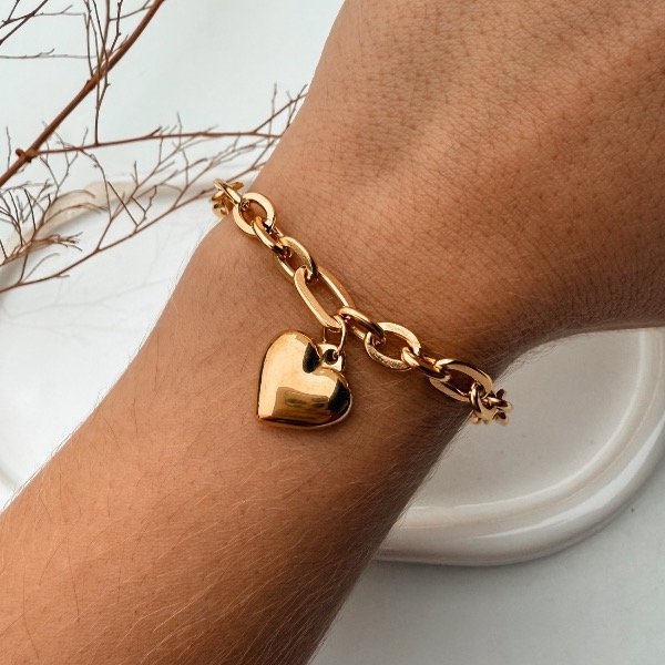 Producto - Pulsera chain con corazones- acero dorado