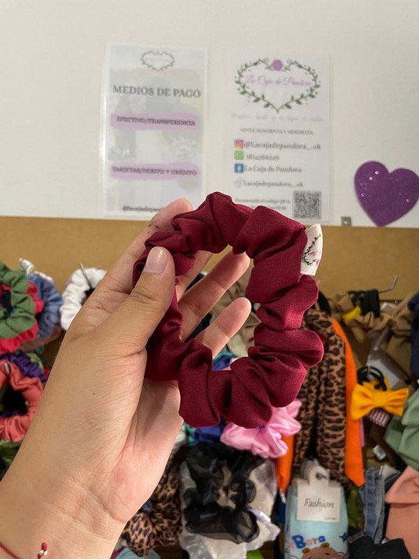 Producto - Scrunchie mini bordo tropical