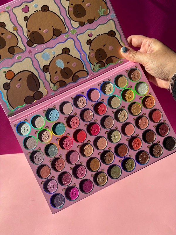 Producto - Paleta de sombras x54 tonos Capybara A