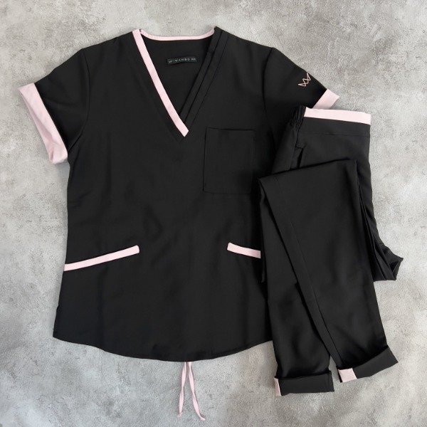 Producto - SELVA (Negro detalle Rosa)