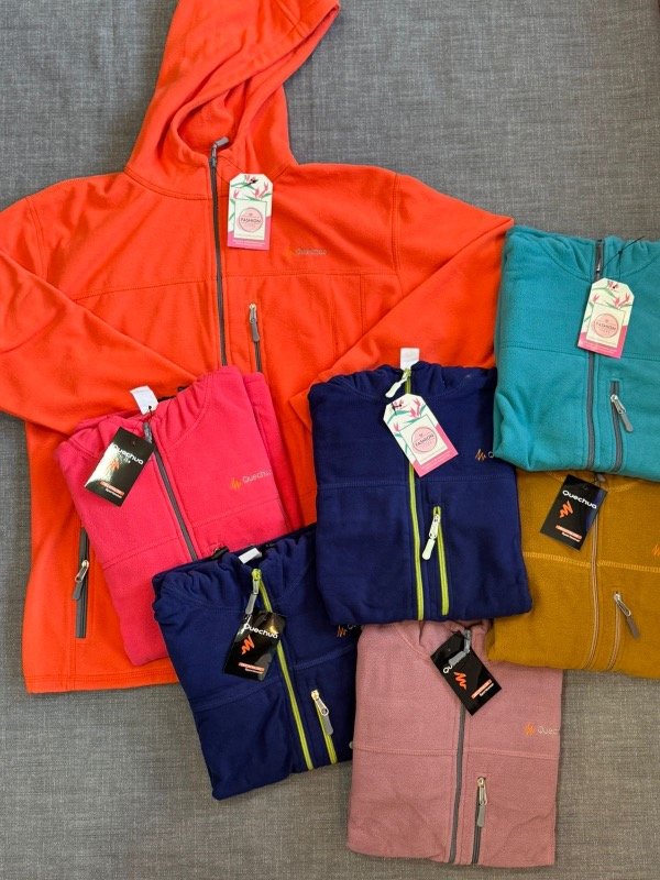 Producto - Campera MicroTNF Capucha