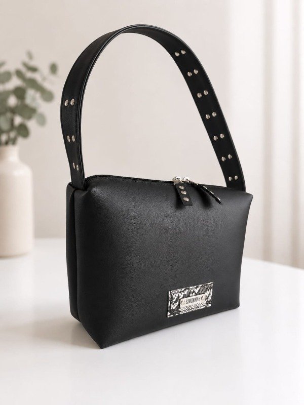 Producto - Mini Bag INA Black con remaches pqueños - 0