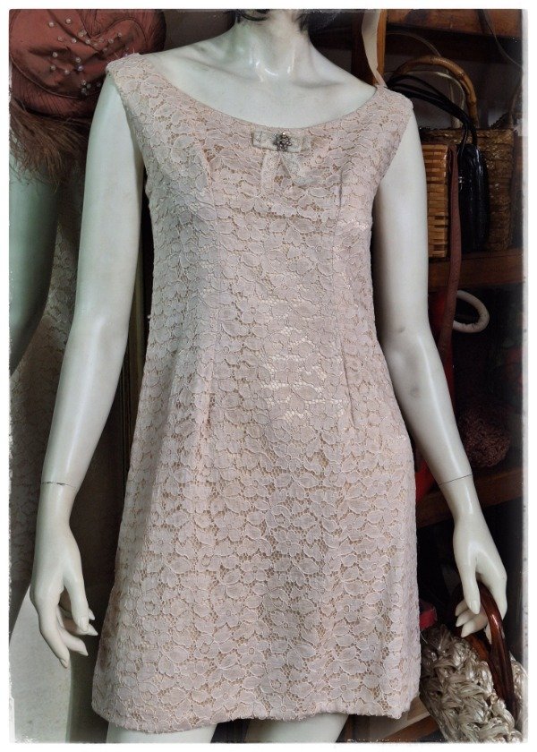 Producto - Vestido Guipiur Rosa clarito Años 60'