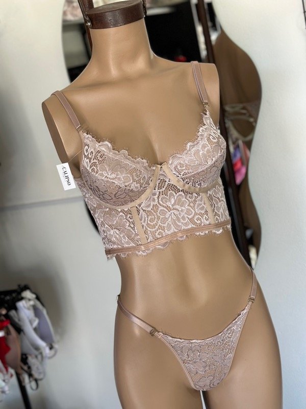 Producto - CORSÉ ROSA VINTAGE CON ESPALDA REGULABLE