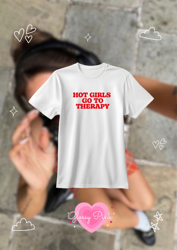 Remera Hot Girls Go To Therapy de algodón