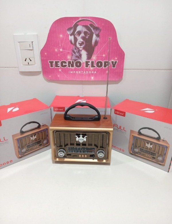 Producto - Radio Vintage Parlante  USB FM AM BT KBroad