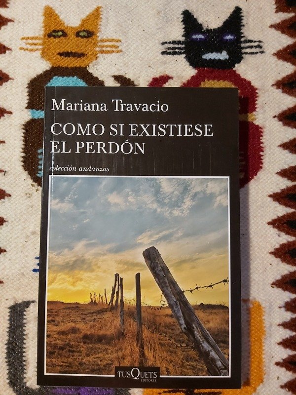 Producto - Como si existiese el perdon - Mariana Travacio