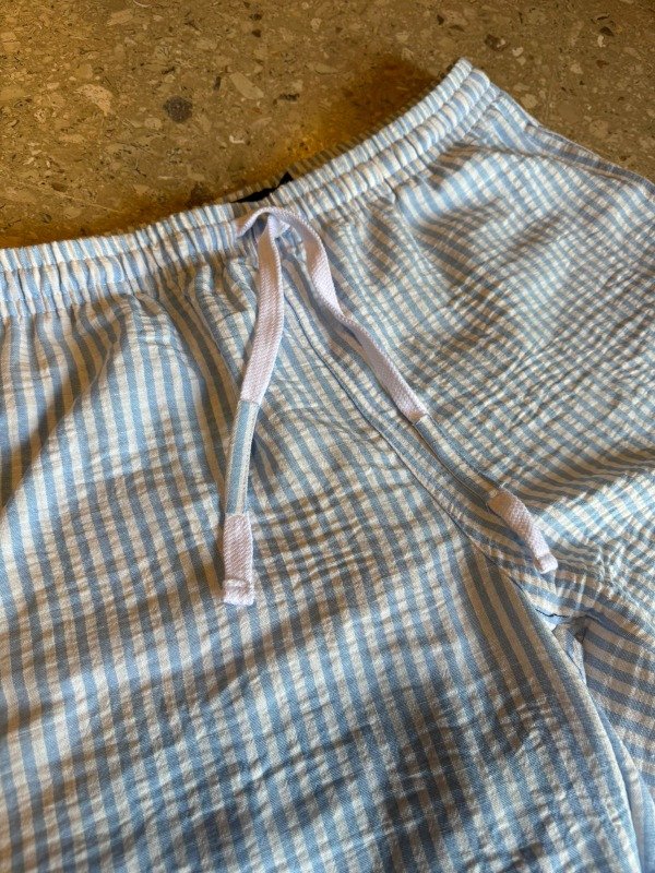 Producto - Bermuda lino rayada celeste y blanca