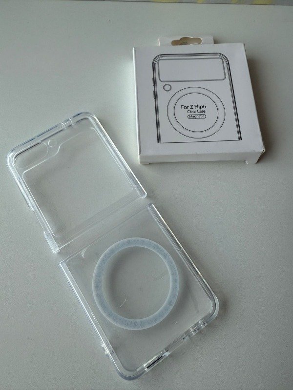 Producto - Transparente magsafe Z Flip 6