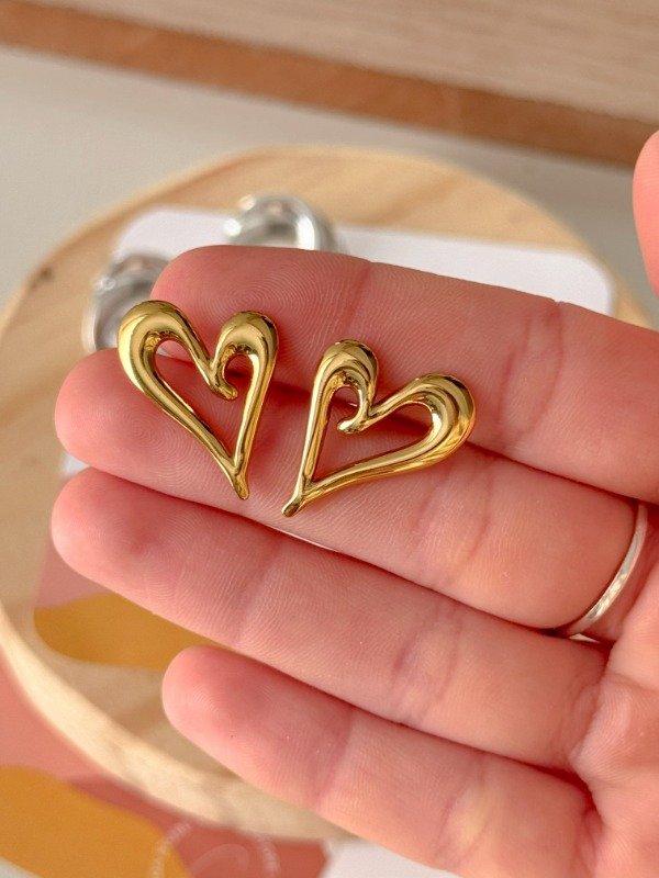 Producto - Aros Corazon dorados