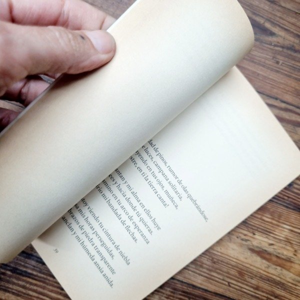 Producto - Veinte poemas de amor y una canción desesperada - Neruda