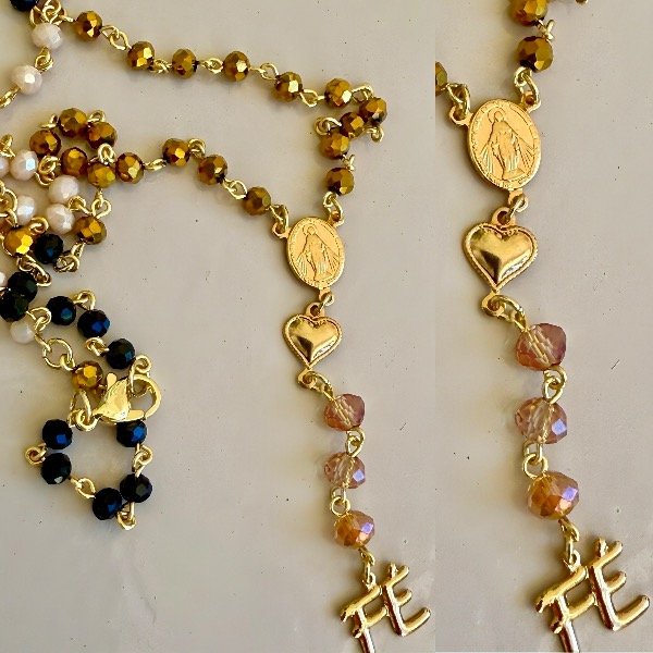 Producto - Rosario Fe color negro y dorado