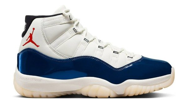 Producto - Air Jordan 11 'Rare Air'