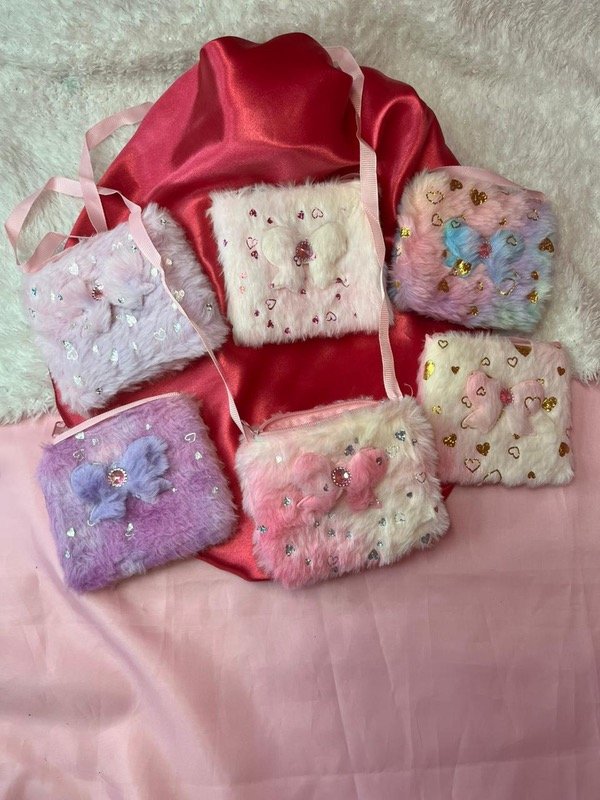 Producto - Bolsita rosa con aplique con cinta