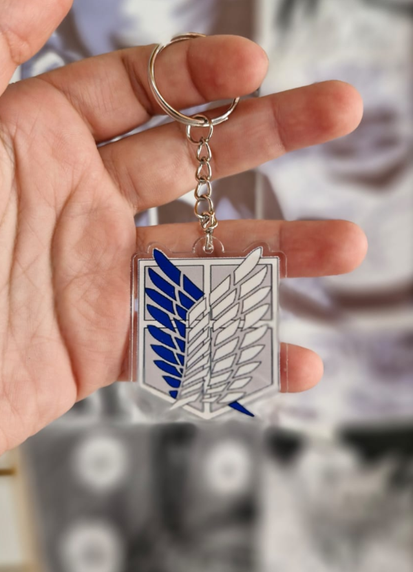 Producto - SHINGEKI NO KYOJIN - LLAVERO ACRÍLICO ESCUDO LA LEGIÓN DE RECONOCIMIENTO
