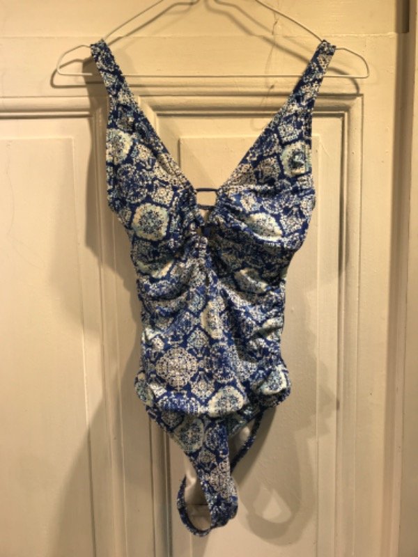 Producto - Traje de baño RALPH LAUREN azul y blanca- Talle M - PRECIO: 67x