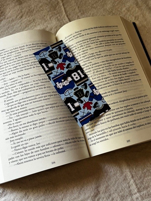 Producto - Marcapaginas Hated Rivalry (modelo N2)