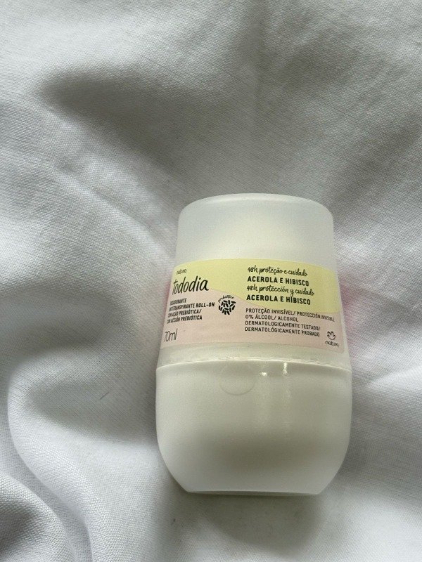 Producto - Natura Tododia Desodorante Roll on Acerola e hibisco (sin caja)