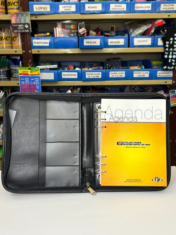 Producto - Agenda Diaria Rep. Cambiable R8 c/cierre - "Ind. Sudamericanas" - 1