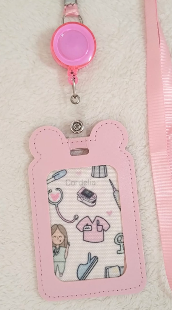 Producto - Porta credencial con yoyo retráctil