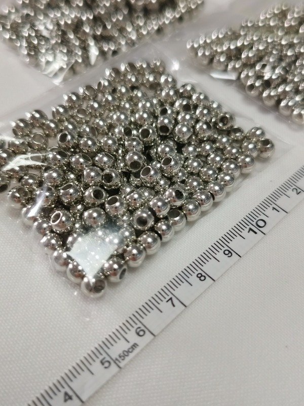 Producto - Bolitas plásticas metalizadas 6 mm