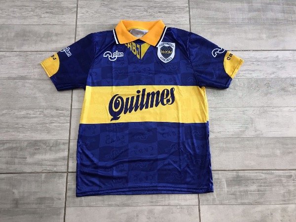 Camiseta retro de Boca Olan Maradona
