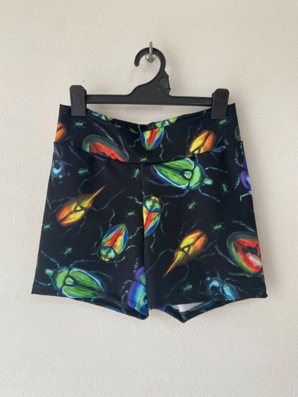 Producto - short bicho negro