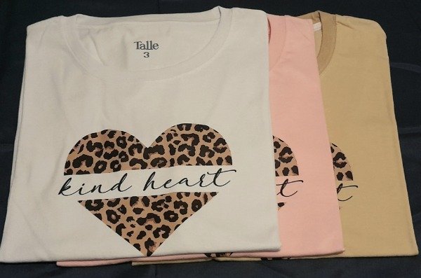 Producto - Remera estampada corazón animal print - 2