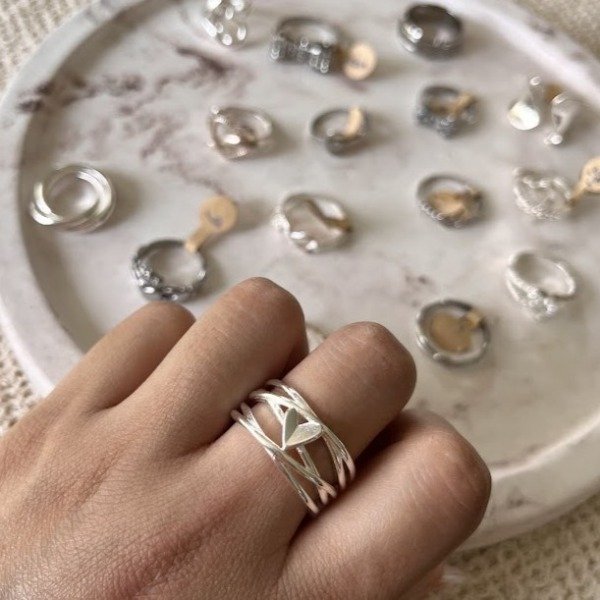 Producto - Anillo lineas y corazón