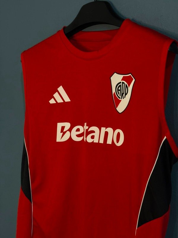 Producto - MUSCULOSA RIVER PLATE - ROJA - 3