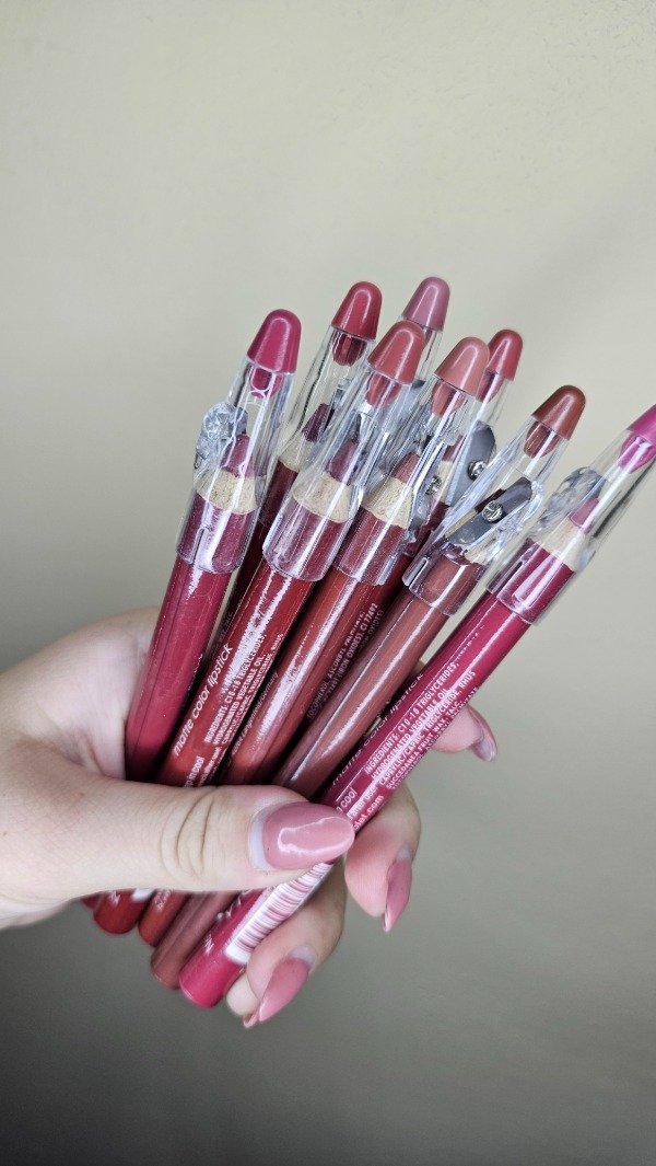 Producto - DELINEADOR DE LABIOS - Violet
