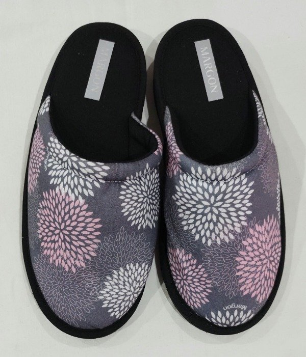 Producto - Pantuflas Renata Pompón