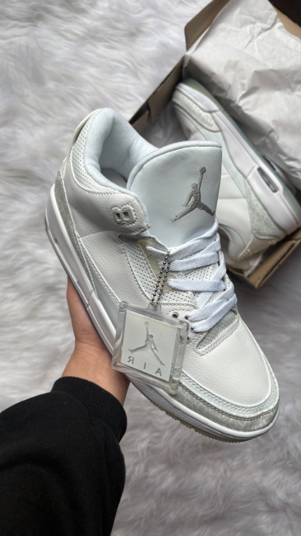 Producto - JORDAN RETRO 3 PURE MONEY - 1